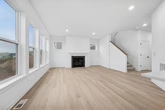 $574,900 | 3027 Trinity Drive, Shakopee, MN 55379