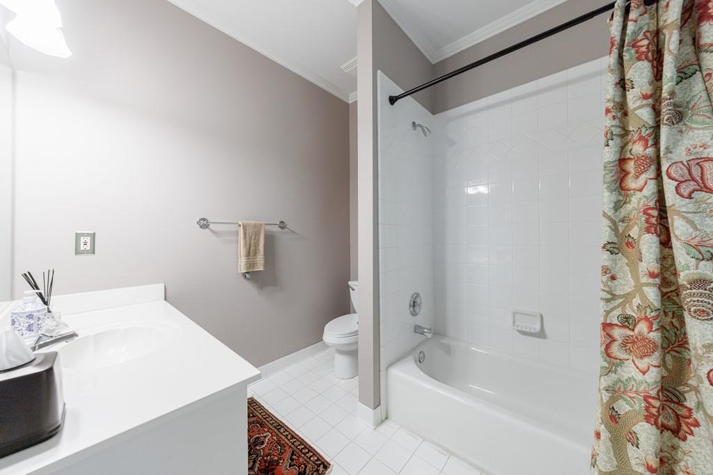 4470 Crestwicke Pointe Northeast Atlanta, GA 30319 - Photo 24 of 52