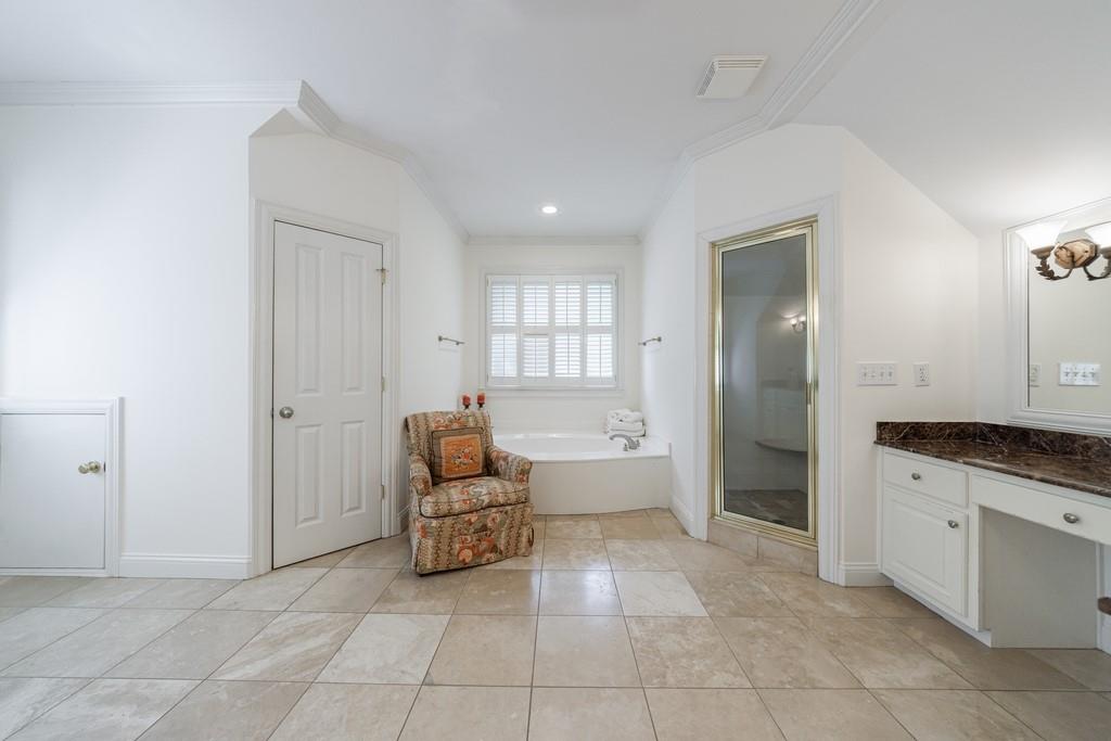 4470 Crestwicke Pointe Northeast Atlanta, GA 30319 - Photo 33 of 52