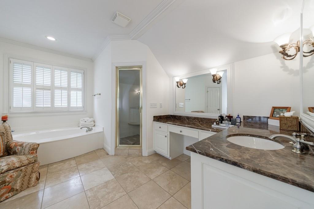 4470 Crestwicke Pointe Northeast Atlanta, GA 30319 - Photo 34 of 52