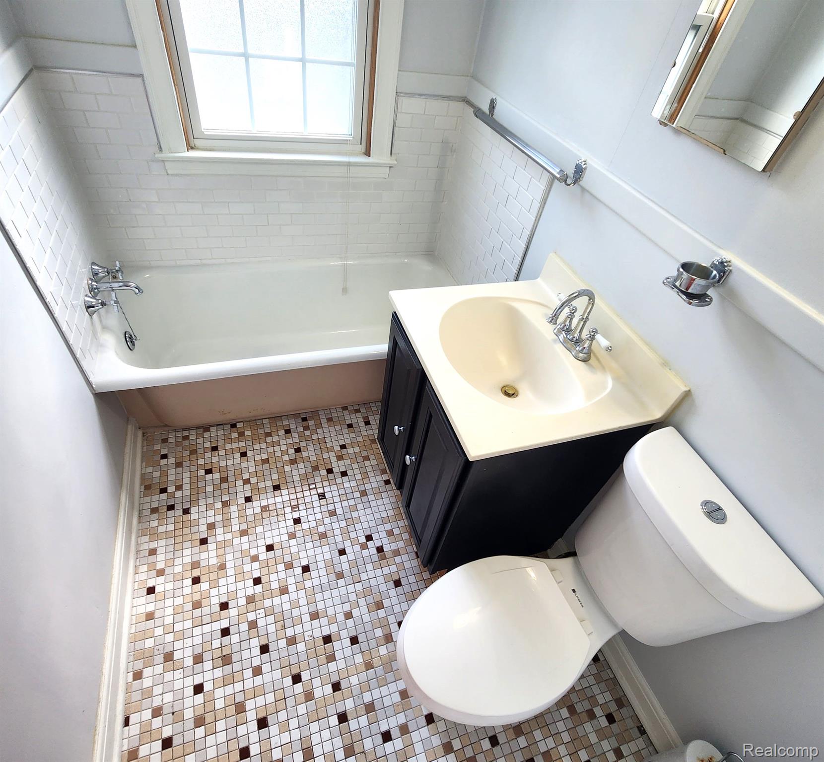20034 Shrewsbury Road Detroit, MI 48221 - Photo 72 of 98 Gallery Image 72