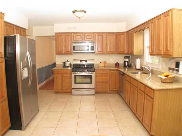 752 Noe Bixby Road Columbus, OH 43213 - Photo 3 of 19 Gallery Image 3