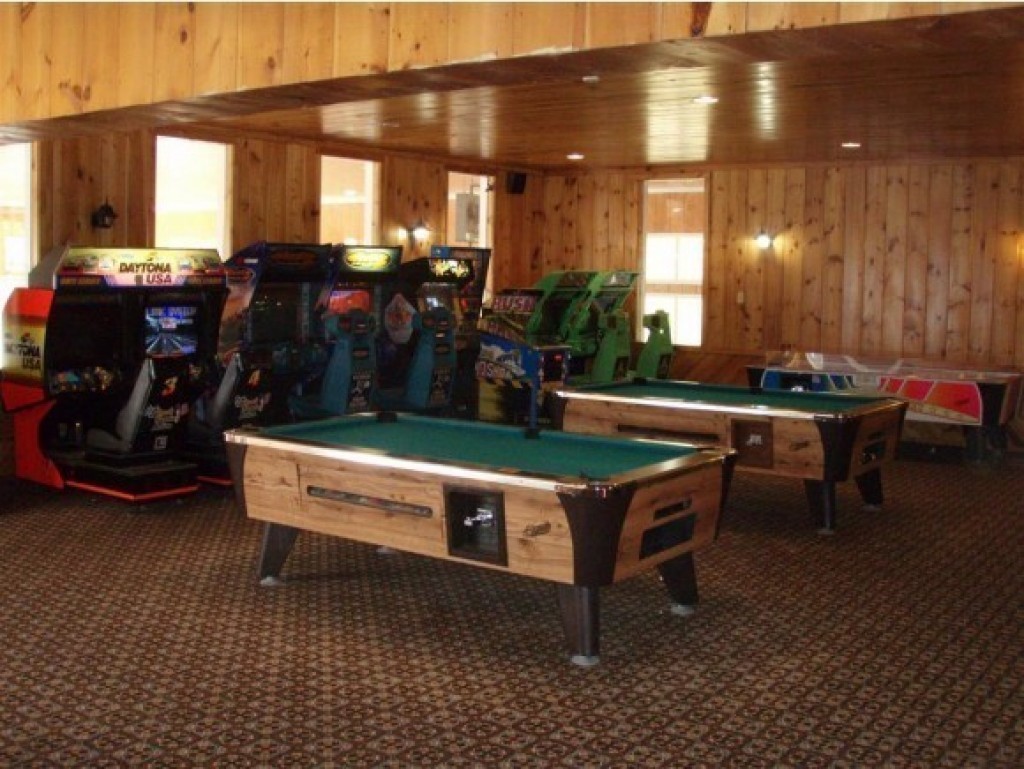4 F Seasons At Attitash Road, Unit 4F Bartlett, NH 03860 - Photo 27 of 29 Gallery Image 27