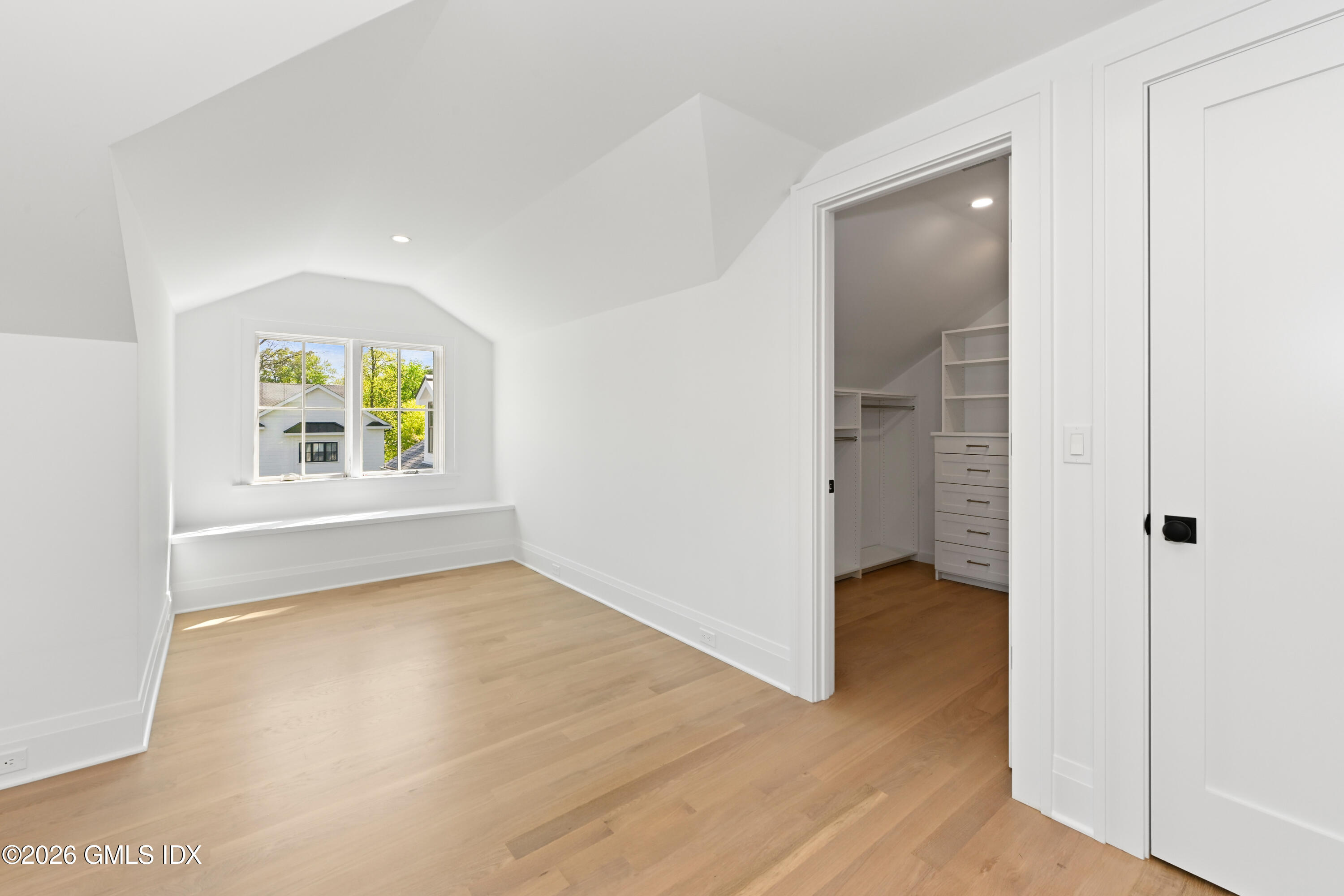 110 Sheep Hill Road Riverside, CT 06878 - Photo 21 of 31 third floor bedroom