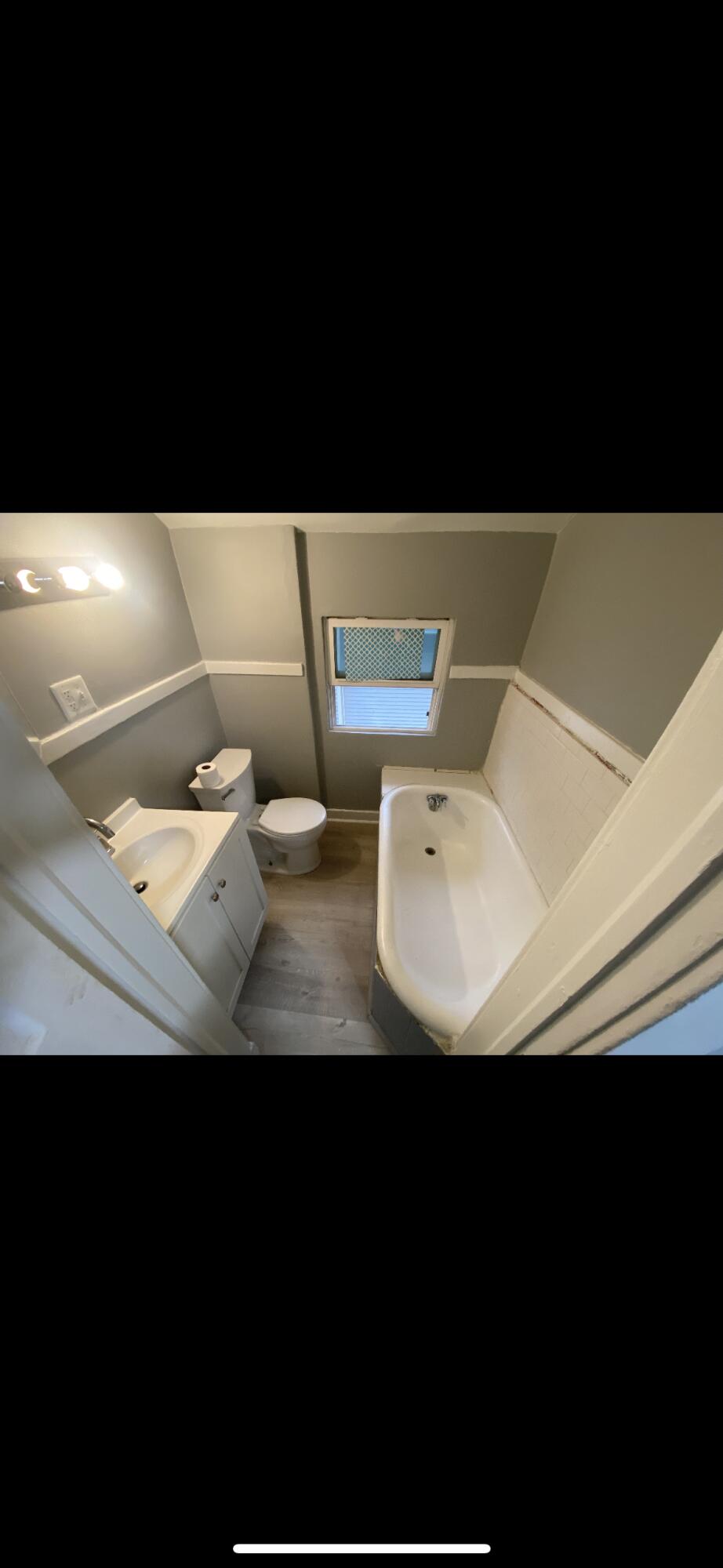 912 Princeton Avenue, Unit 4 Kalamazoo, MI 49007 - Photo 3 of 8 pic2