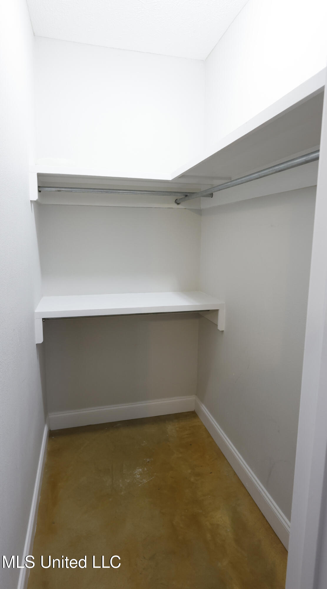 1131 Quail Ridge Drive McComb, MS 39648 - Photo 31 of 38 _C5_0271