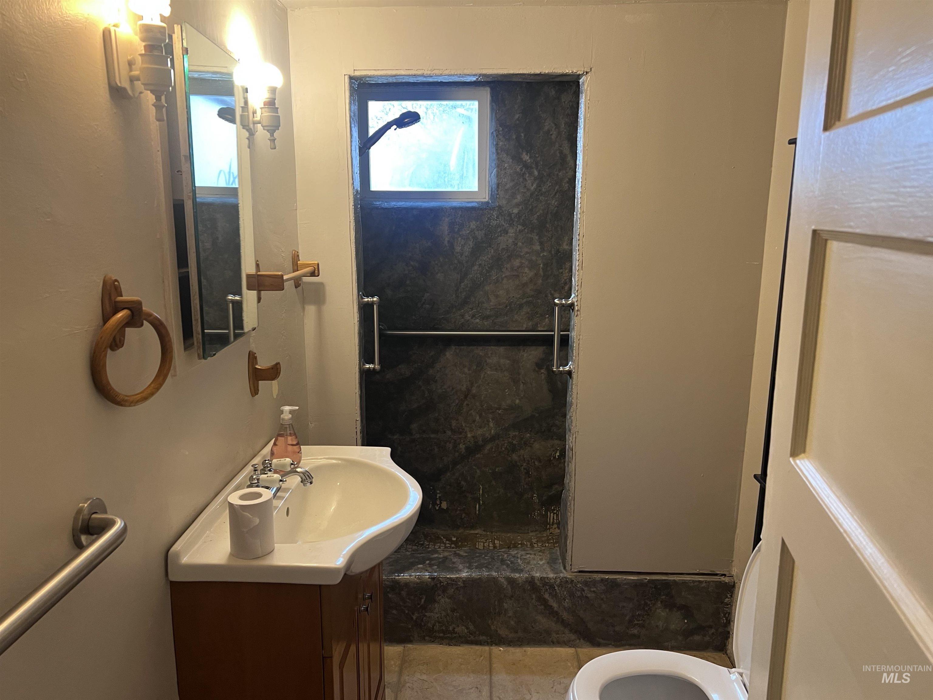 3967 Sand Hollow Road New Plymouth, ID 83655 - Photo 13 of 15