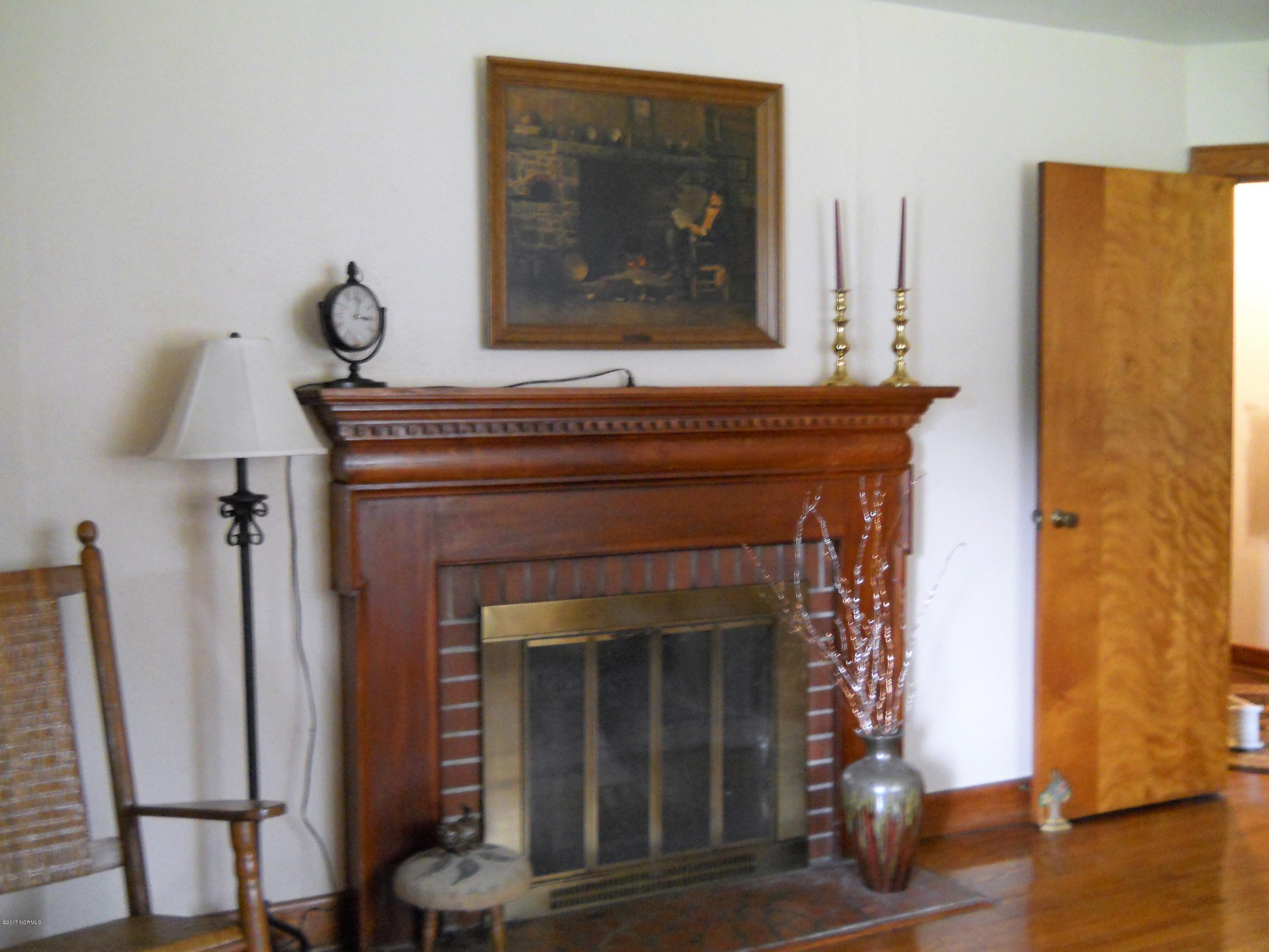 837 Perrytown Road Colerain, NC 27924 - Photo 7 of 31 007 LR Fireplace