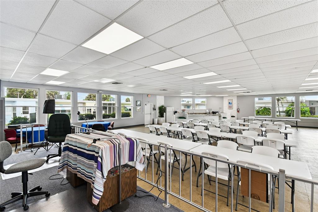 250 Rosery Road Northwest, Unit 333 Largo, FL 33770 - Photo 52 of 63 a very nice looking room with a large window