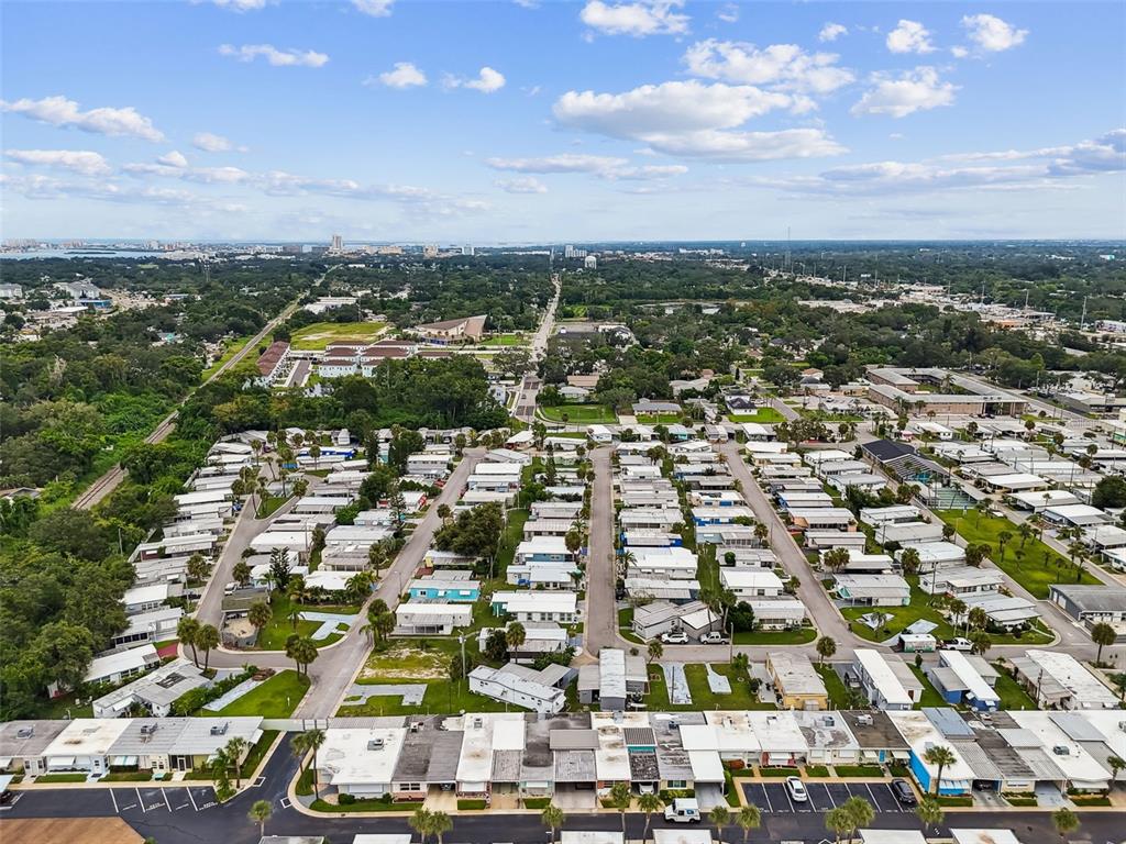 250 Rosery Road Northwest, Unit 333 Largo, FL 33770 - Photo 60 of 63 an aerial view of multiple house