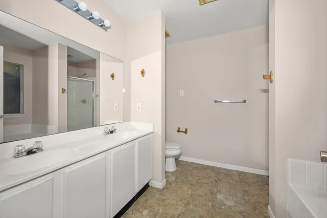 a bathroom with a bathtub