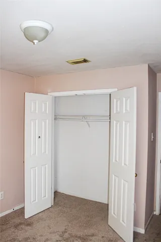 $2,000 | 3109 Berryfield Lane, Pearland, TX 77581