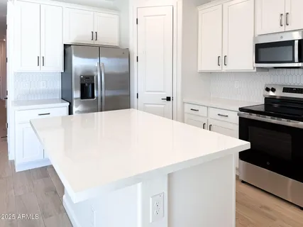 $509,990 | 18203 La Senda Drive West, Surprise, AZ 85387