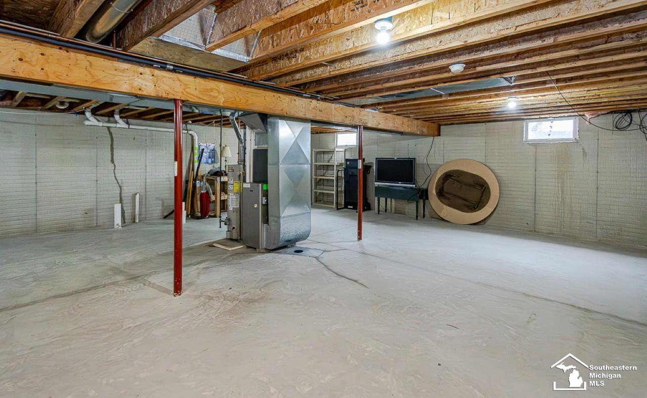 1897 Allan Street Adrian, MI 49221 - Photo 23 of 32