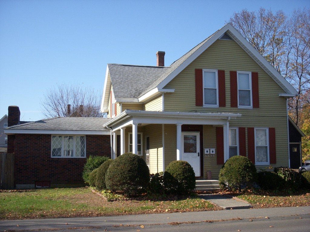 14 Cottage Street Hudson, MA 01749 - Photo 2 of 4
