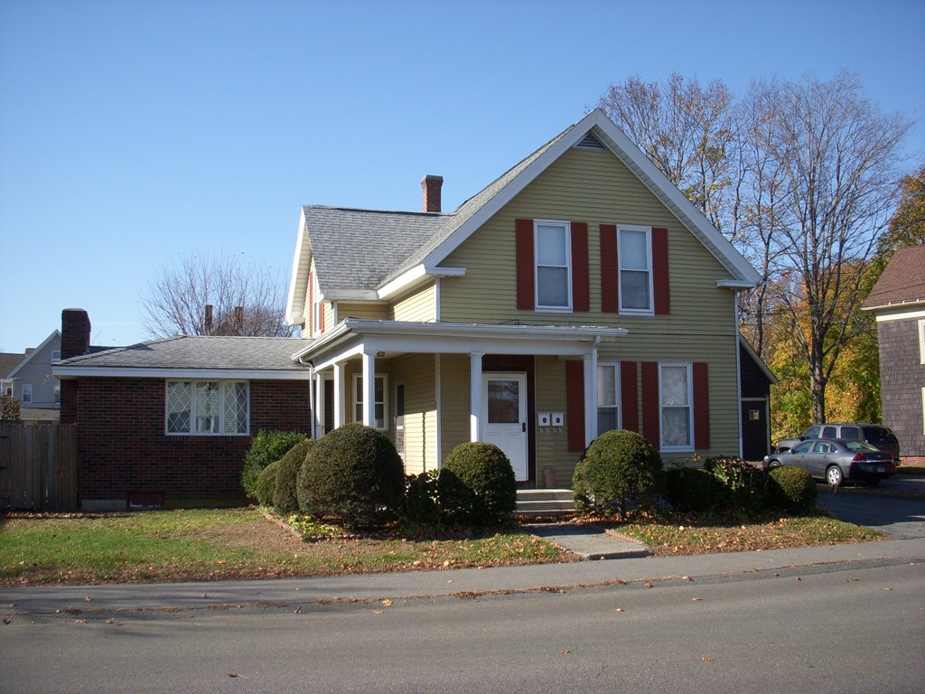 14 Cottage Street Hudson, MA 01749 - Photo 4 of 4