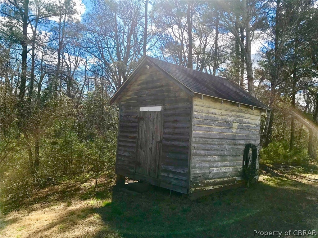 132 Locklies Creek Road Topping, VA 23169 - Photo 28 of 37