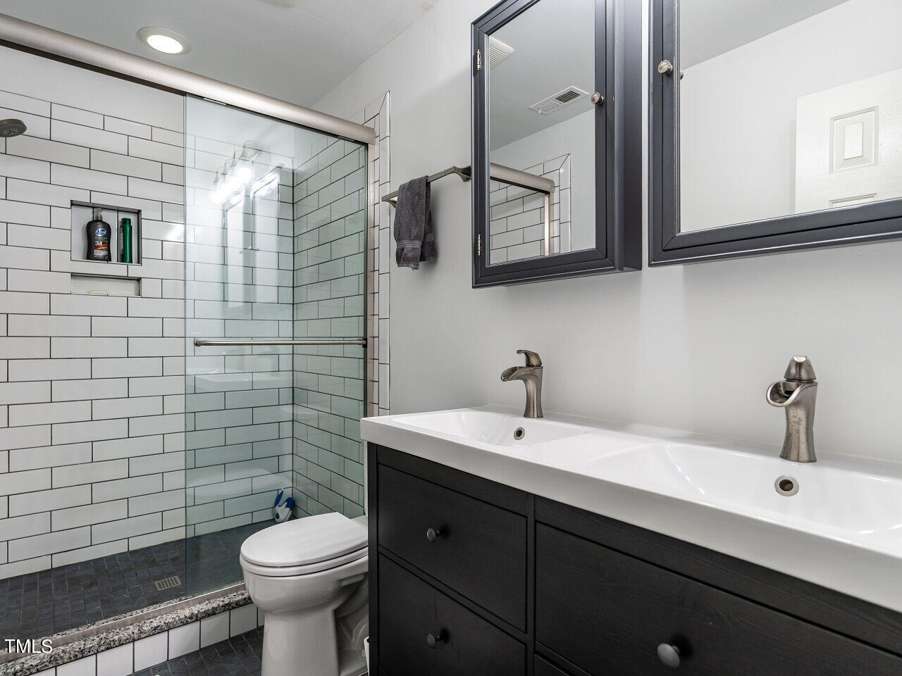 2520 Noble Road Raleigh, NC 27608 - Photo 13 of 18 019-1280x960-bathroom