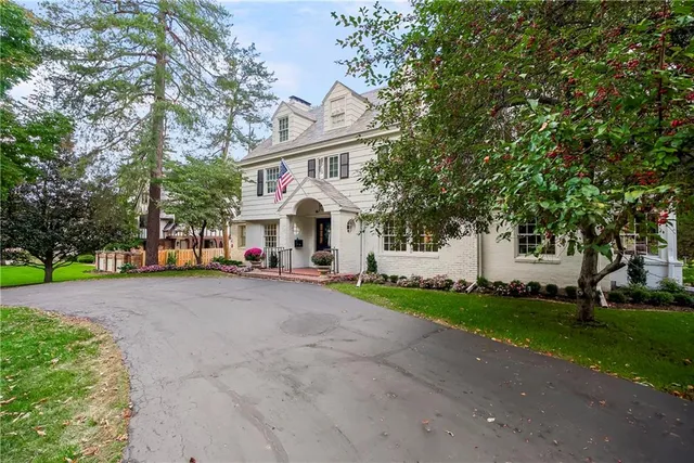 $1,295,000 | 1208 West 57th Terrace, Kansas City, MO 64113