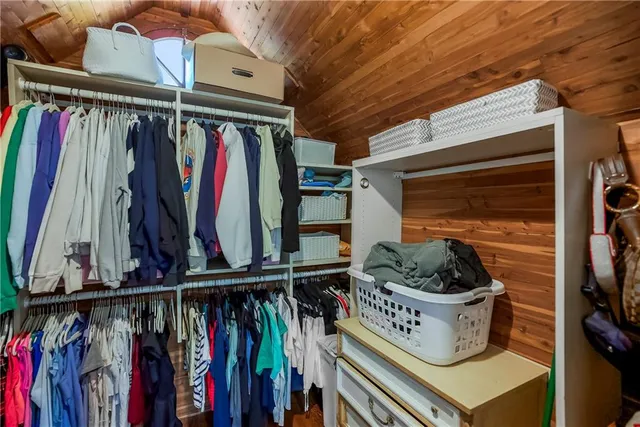 $1,295,000 | 1208 West 57th Terrace, Kansas City, MO 64113