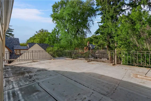 $1,295,000 | 1208 West 57th Terrace, Kansas City, MO 64113