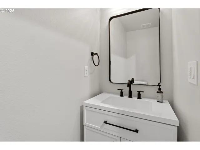 $559,000 | 16301 Northeast 77th Circle, Vancouver, WA 98682