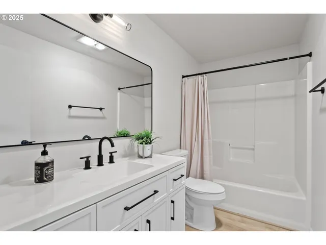 $559,000 | 16301 Northeast 77th Circle, Vancouver, WA 98682