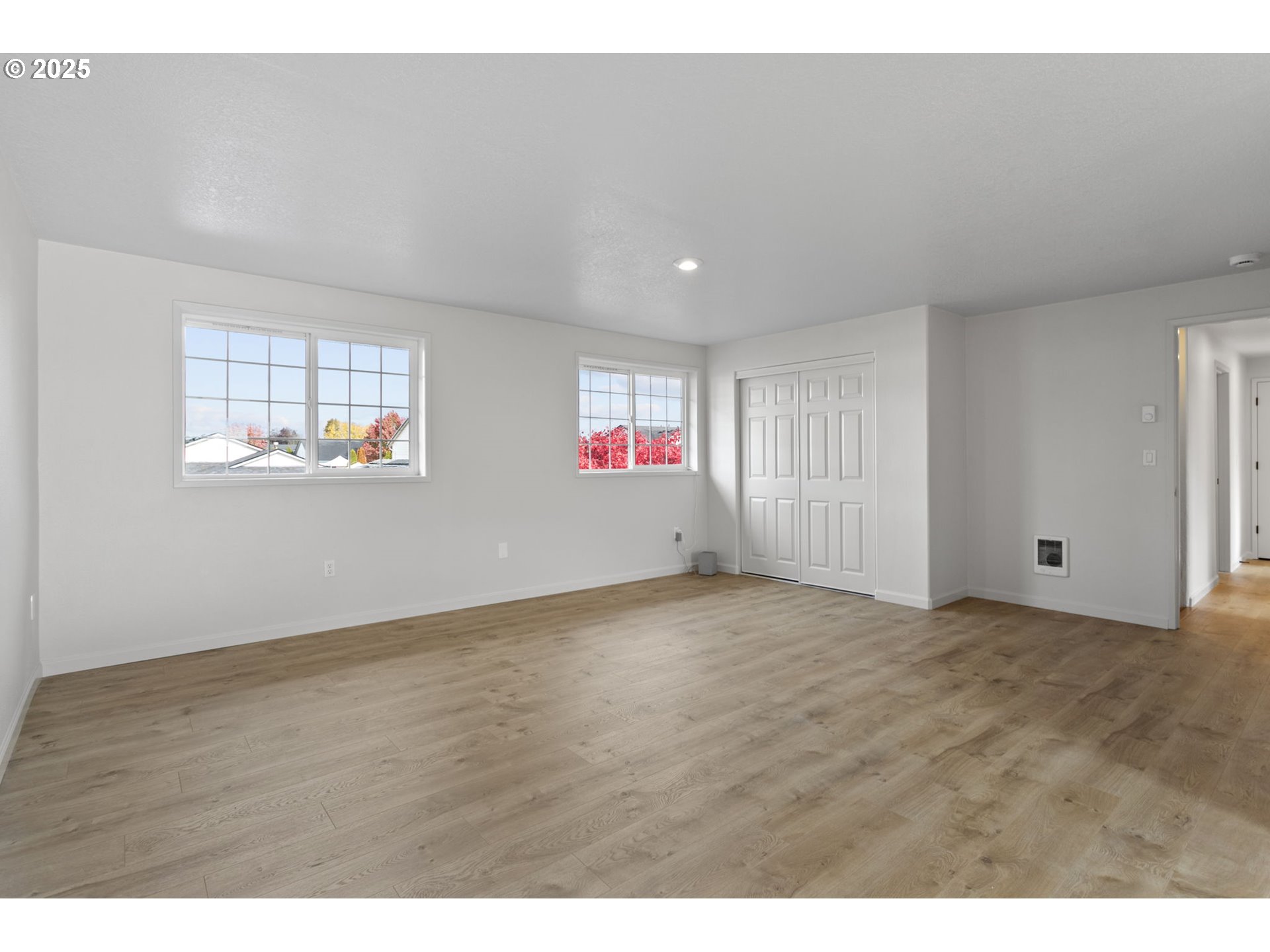16301 Northeast 77th Circle Vancouver, WA 98682 - Photo 36 of 44 a view of an empty room with a window