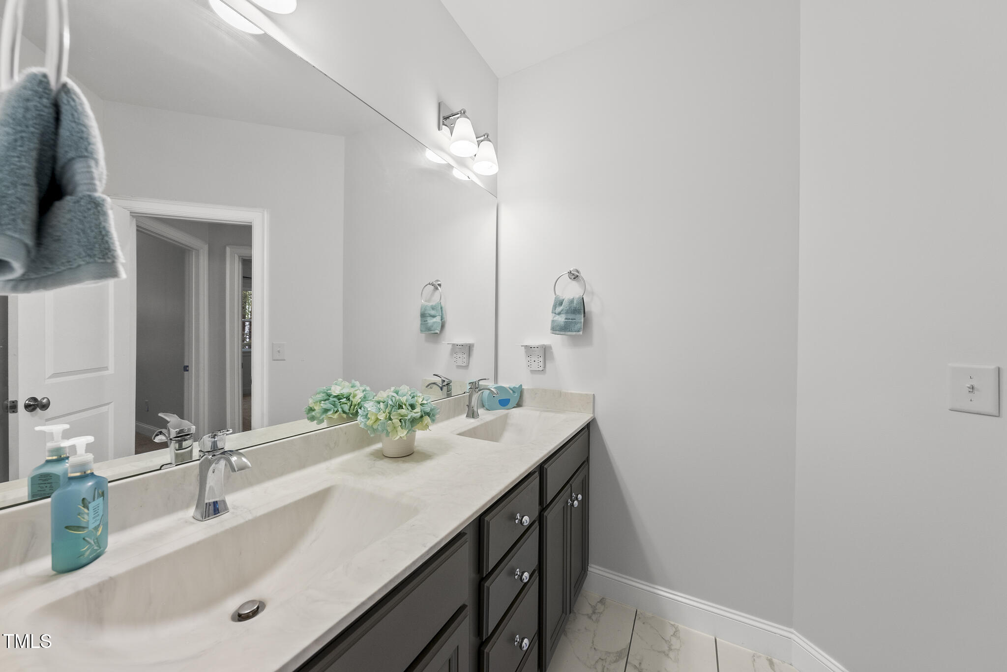 359 Ashton Ridge Lane Cary, NC 27513 - Photo 24 of 28 DSC00418