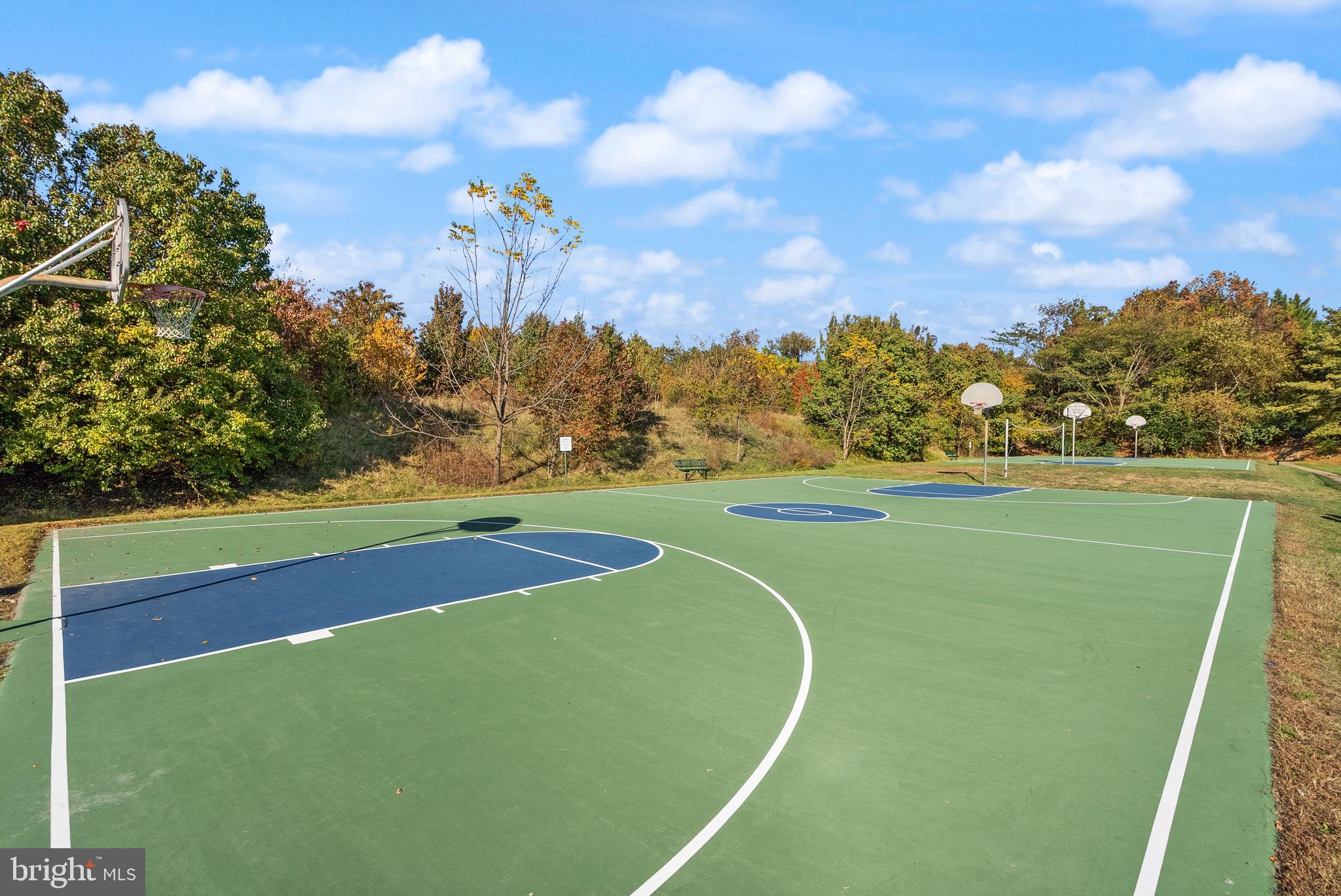 6905 Keyser Way Alexandria, VA 22310 - Photo 34 of 50 a view of a tennis court