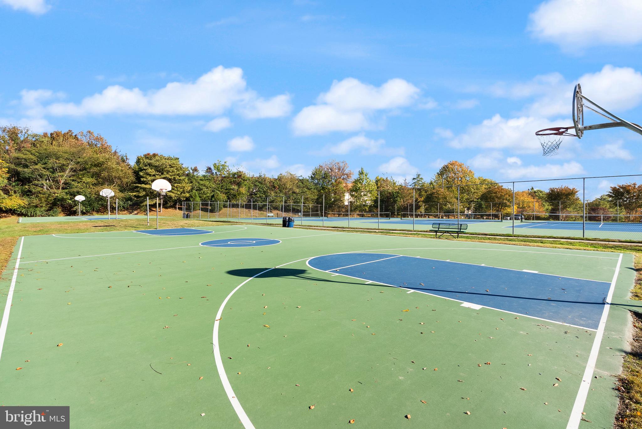 6905 Keyser Way Alexandria, VA 22310 - Photo 35 of 50 a view of a tennis court