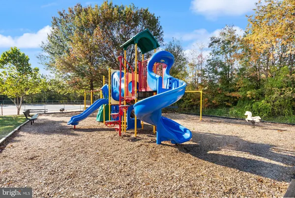 a view of outdoor space with garden and entertaining space