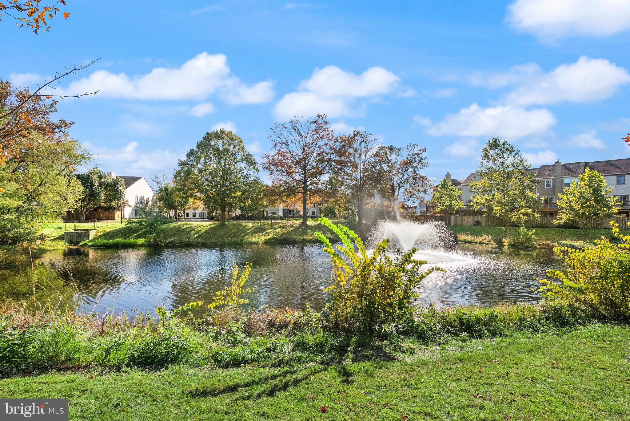 6905 Keyser Way Alexandria, VA 22310 - Photo 39 of 50 a view of a lake with houses