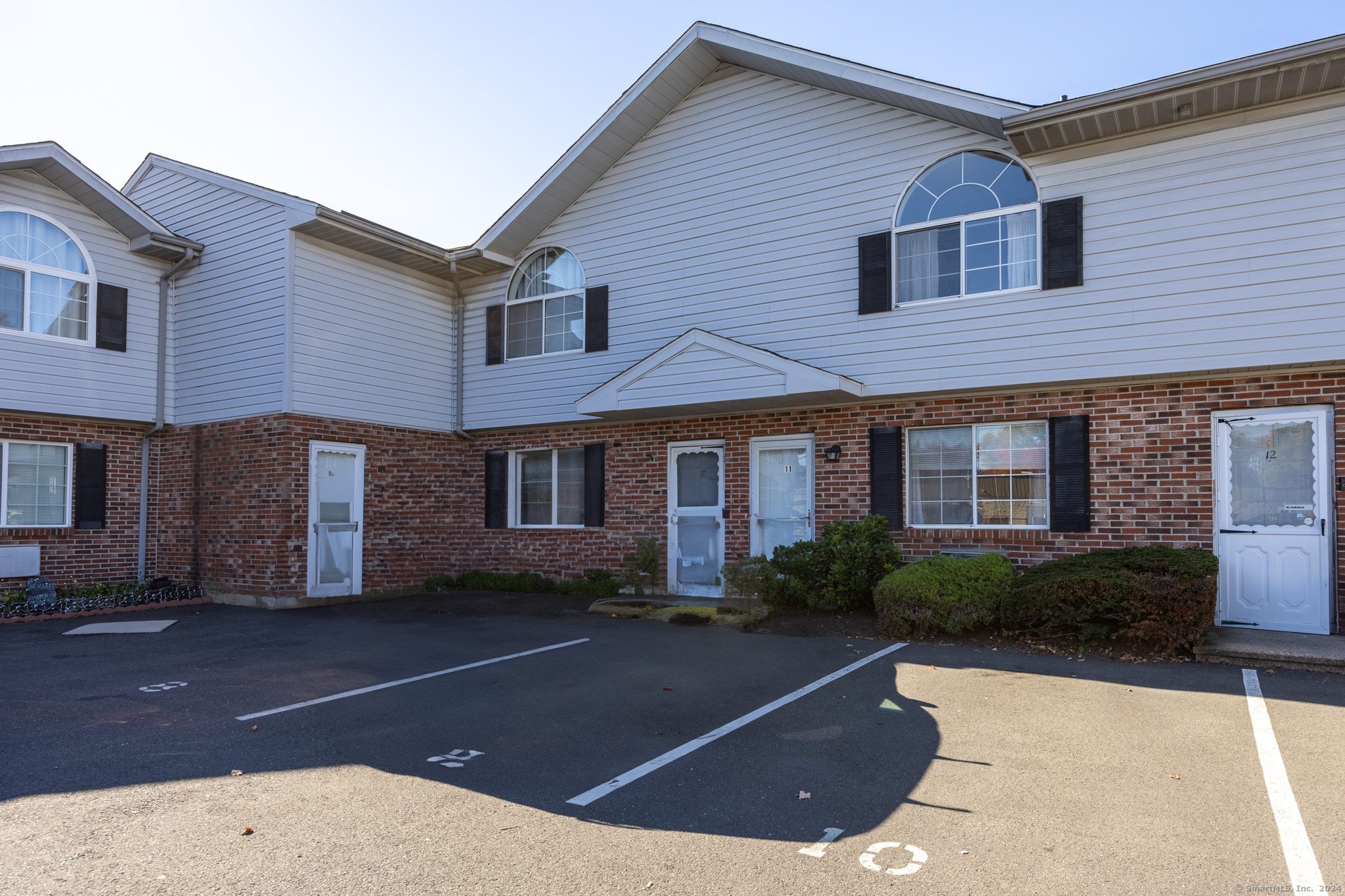 975 Meriden Road, Unit 11 Waterbury, CT 06705 - Photo 1 of 1