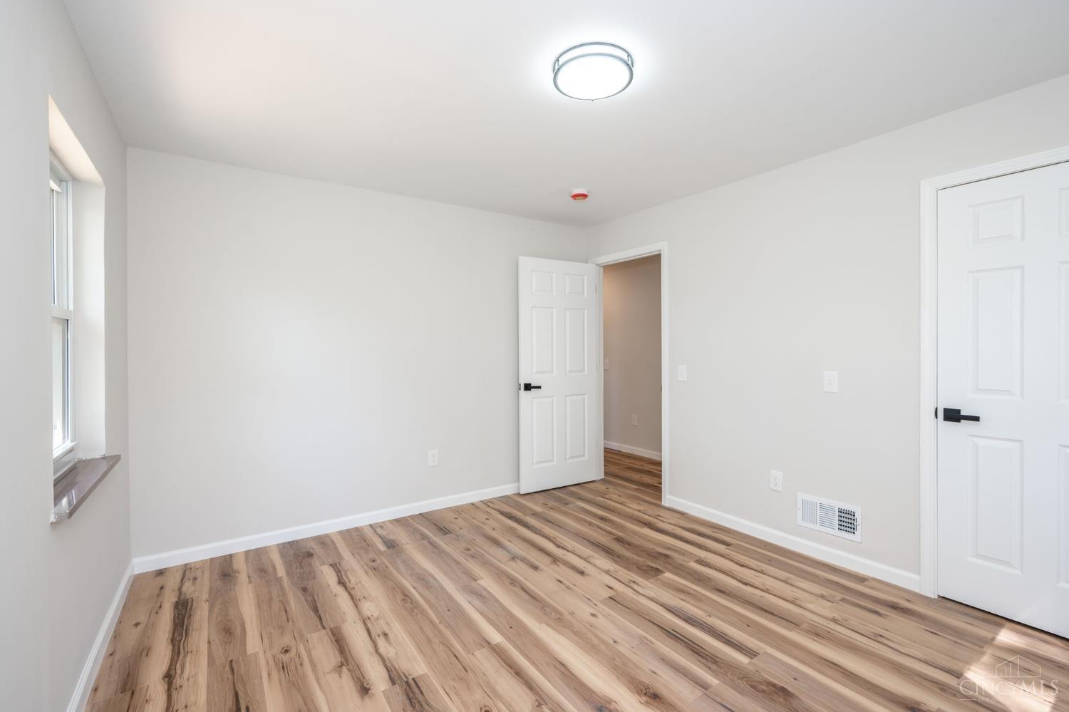 6575 Bridgetown Road Cincinnati, OH 45248 - Photo 23 of 47