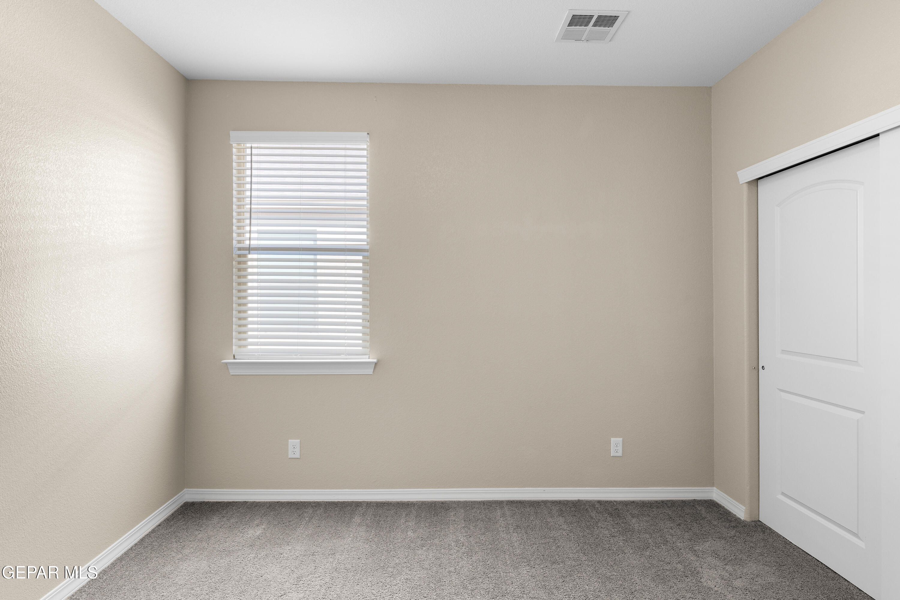 232 Golden Rise Street El Paso, TX 79928 - Photo 15 of 33 232 Golden Rise-15