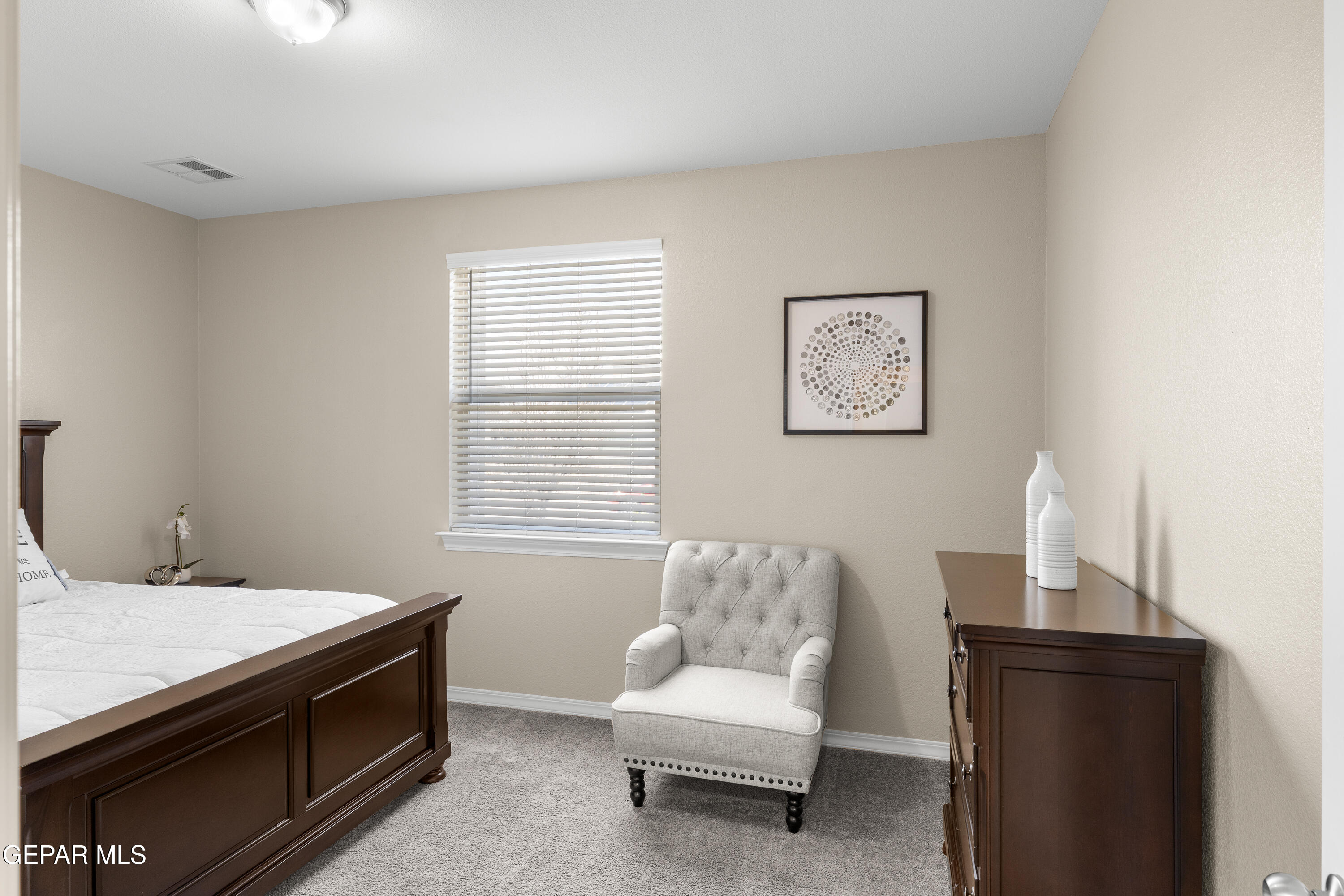 232 Golden Rise Street El Paso, TX 79928 - Photo 17 of 33 232 Golden Rise-17