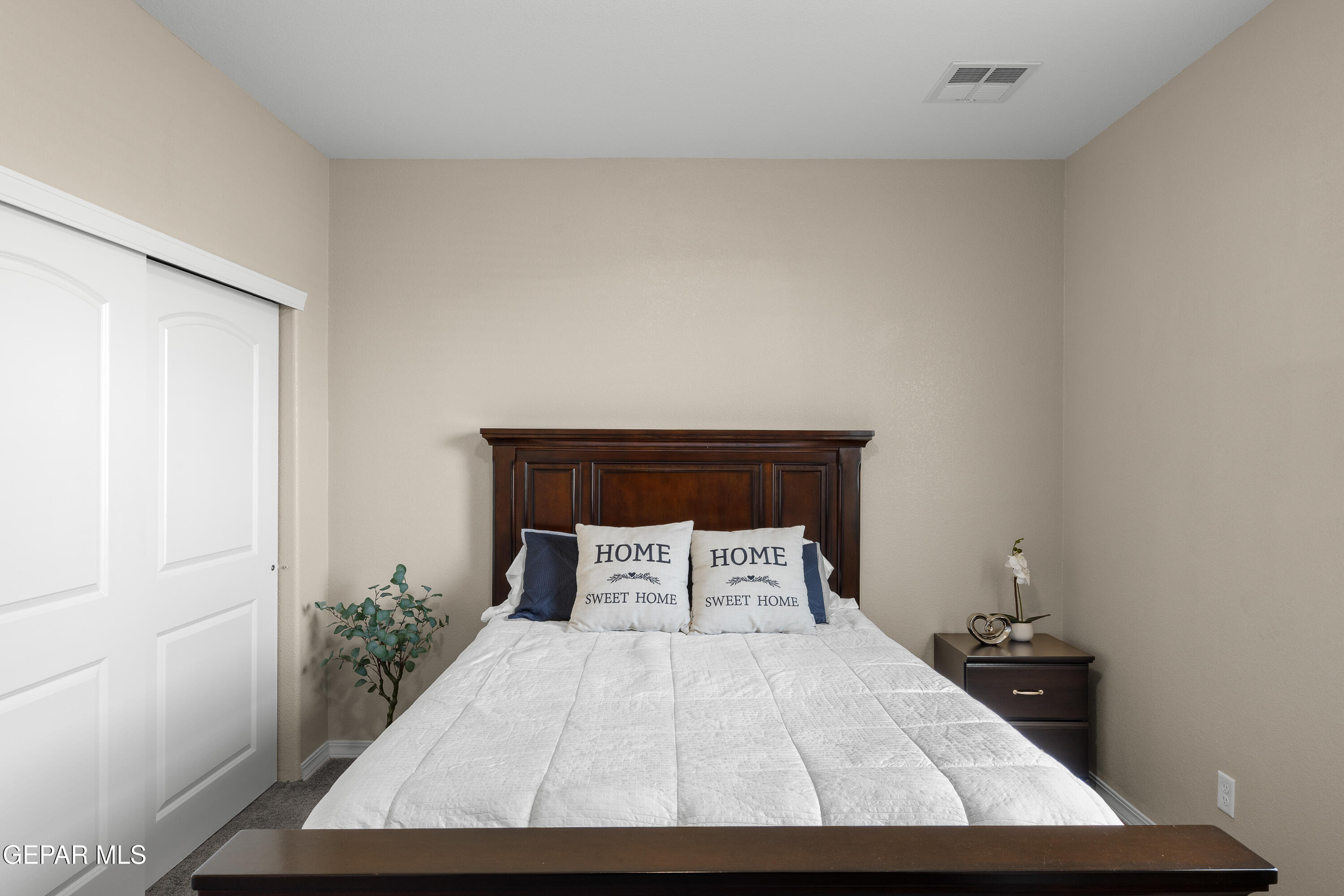 232 Golden Rise Street El Paso, TX 79928 - Photo 18 of 33 232 Golden Rise-18