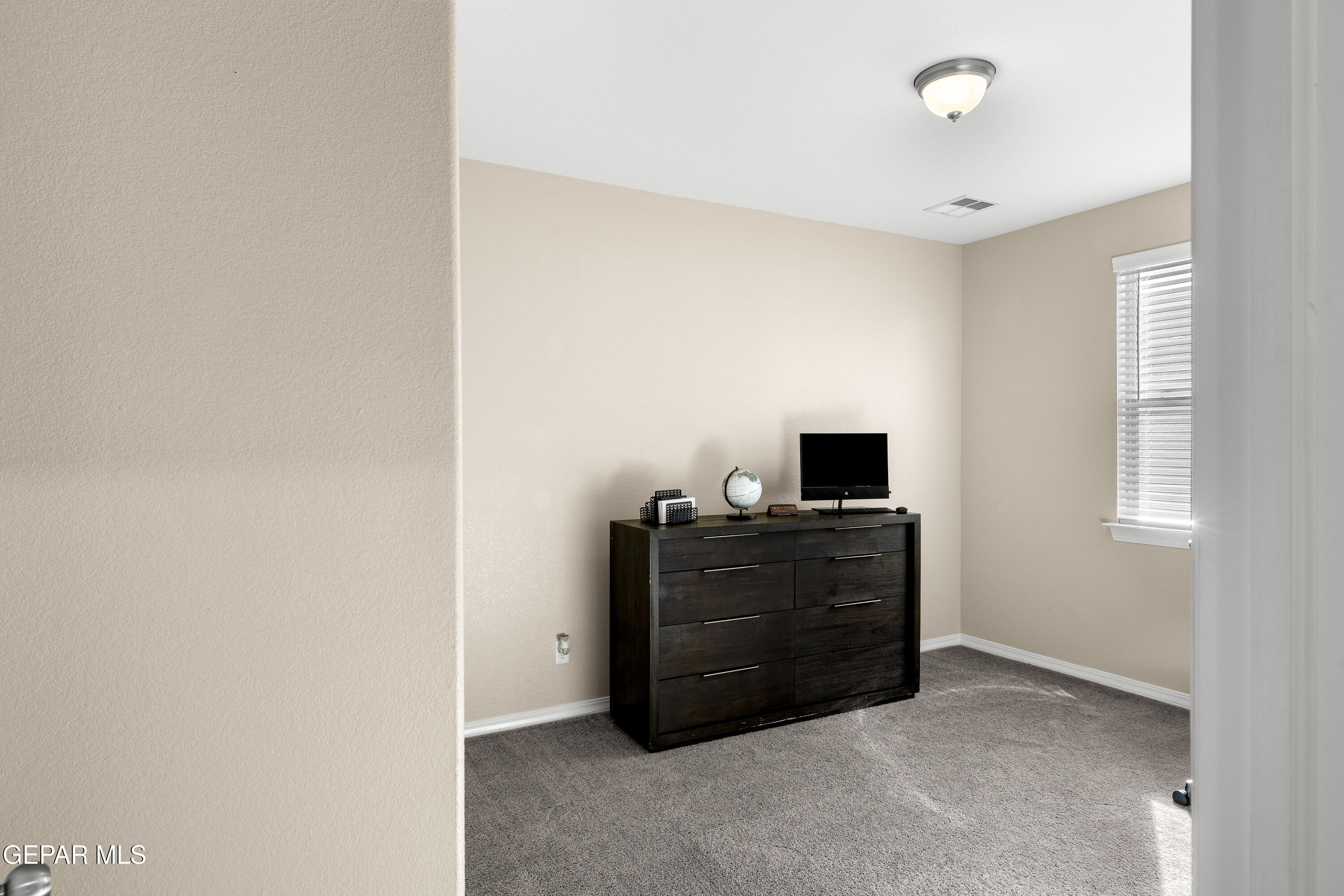 232 Golden Rise Street El Paso, TX 79928 - Photo 21 of 33 232 Golden Rise-21