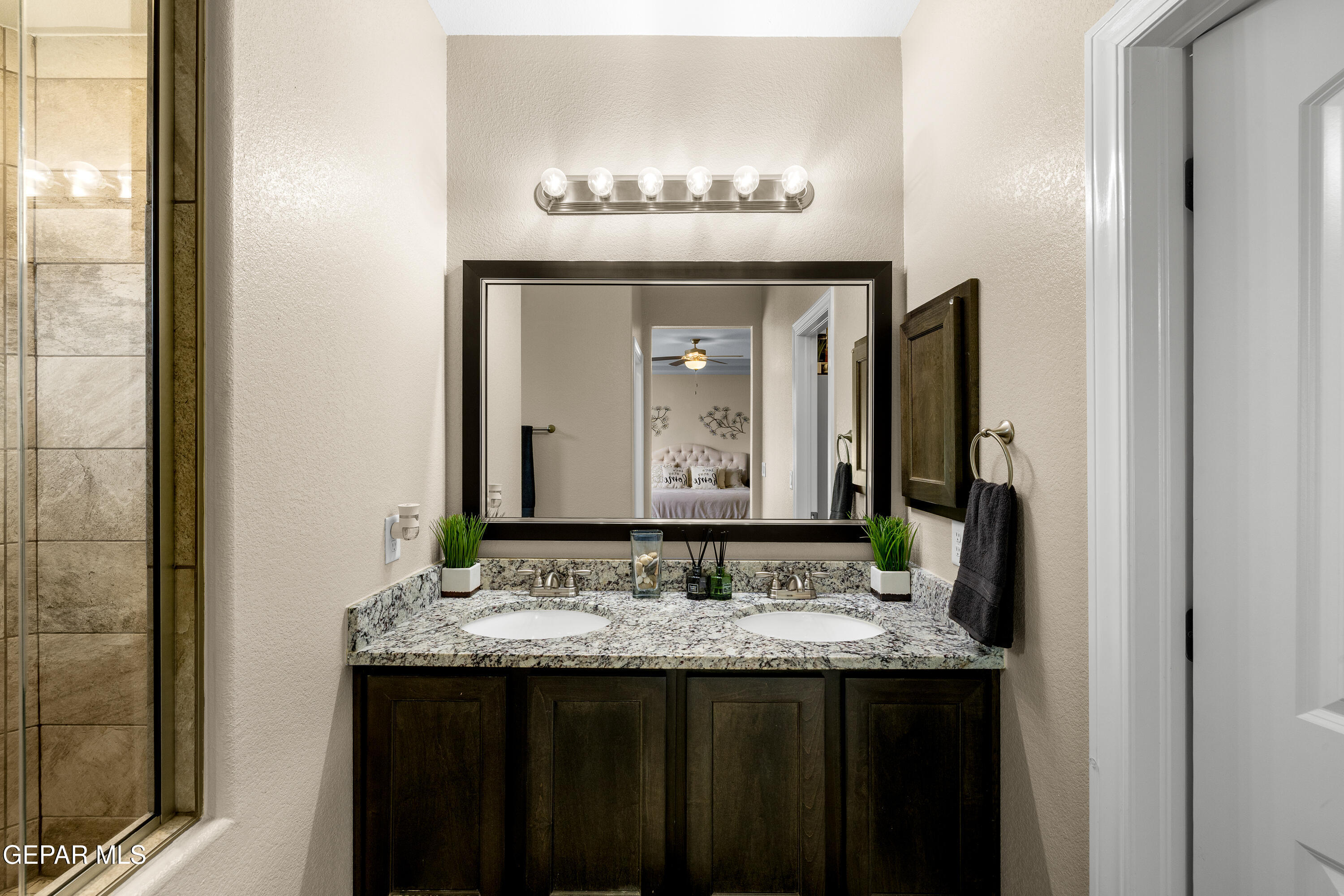 232 Golden Rise Street El Paso, TX 79928 - Photo 25 of 33 232 Golden Rise-25