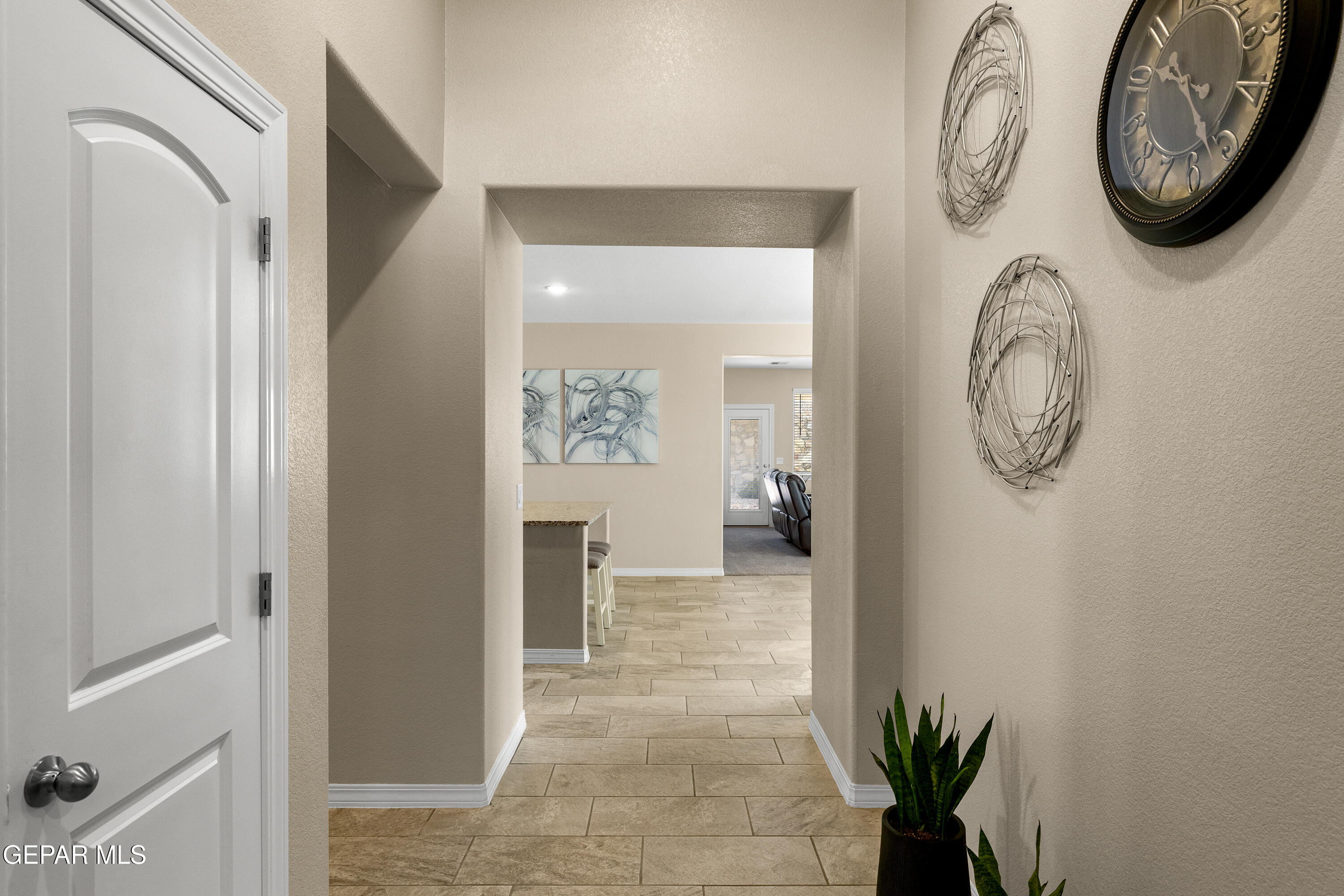 232 Golden Rise Street El Paso, TX 79928 - Photo 3 of 33 232 Golden Rise-3