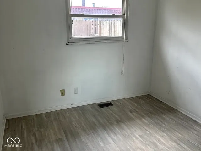 $105,000 | 2813 Del Prado Drive, Indianapolis, IN 46227