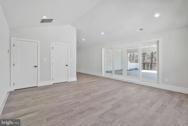 $12,000 | 1354 Monitor Lane, McLean, VA 22101