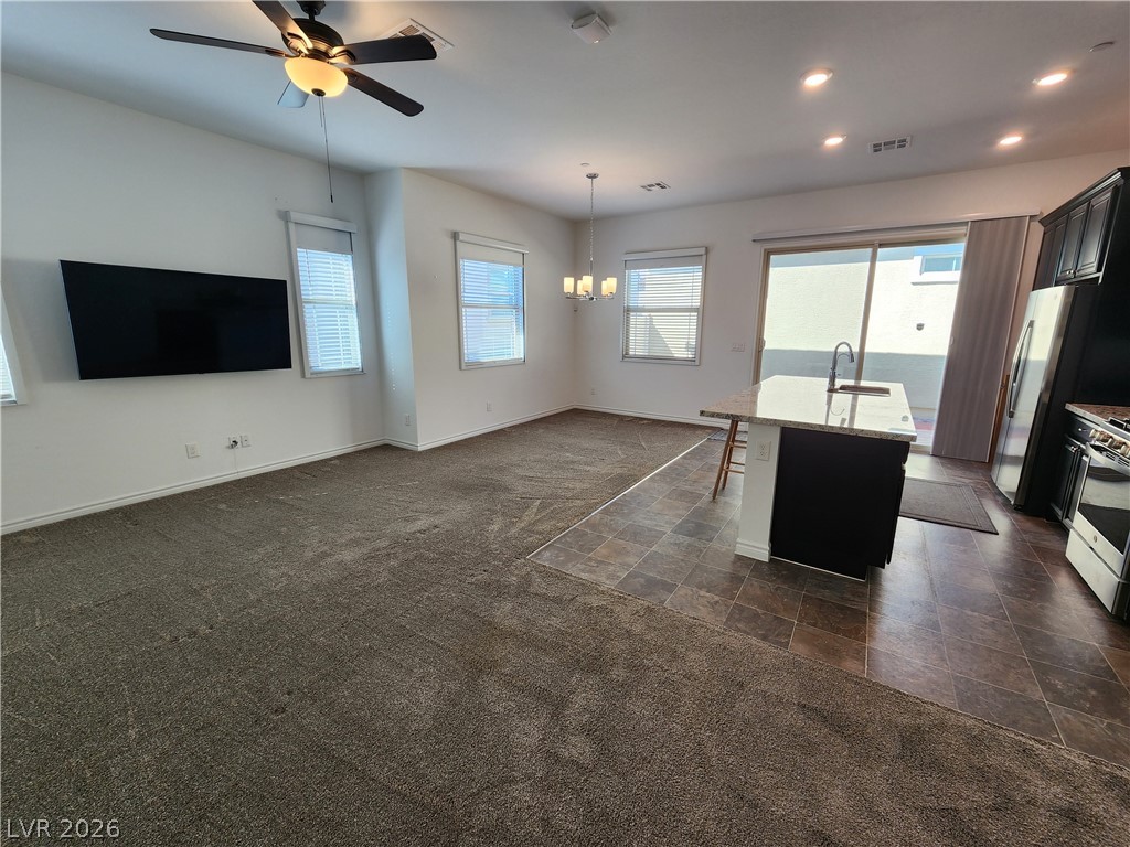 217 Bennett Pointe Avenue Henderson, NV 89011 - Photo 7 of 39