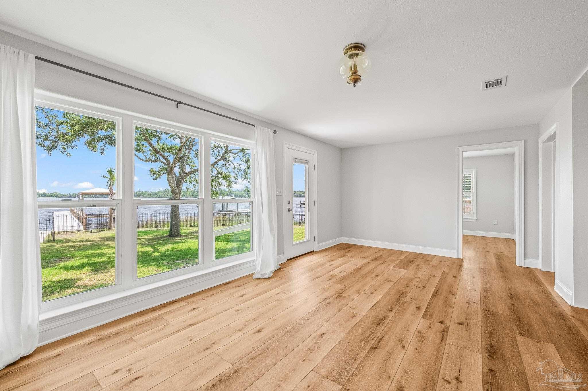 7693 Petersen Point Road Milton, FL 32583 - Photo 23 of 58