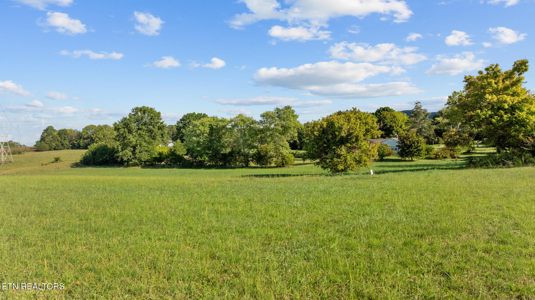 8012 Corryton Road Corryton, TN 37721 - Photo 3 of 12 dji_20240919171055_0114_d