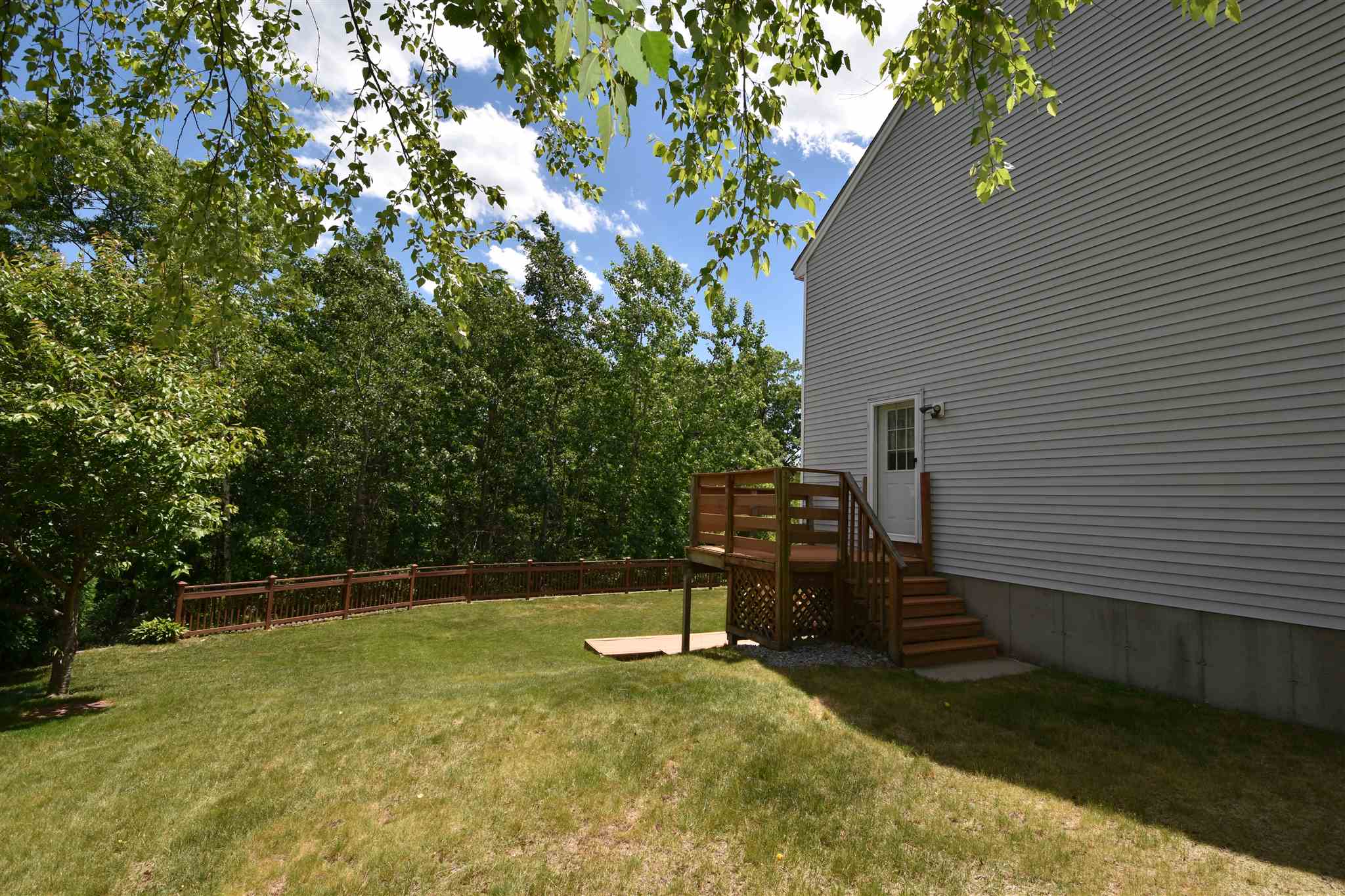 280 Wellington Hill Road Manchester, NH 03104 - Photo 7 of 39 Gallery Image 7