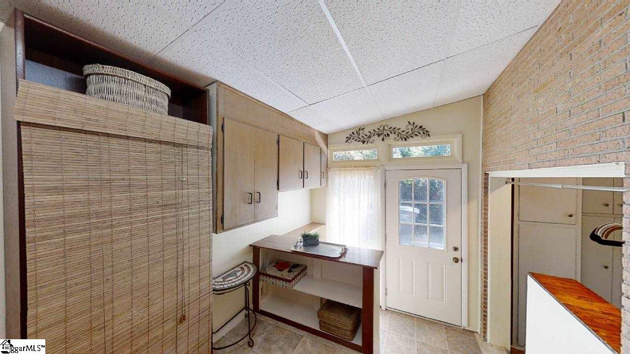 11 Berryhill Road Greenville, SC 29615 - Photo 20 of 36 Gallery Image 20