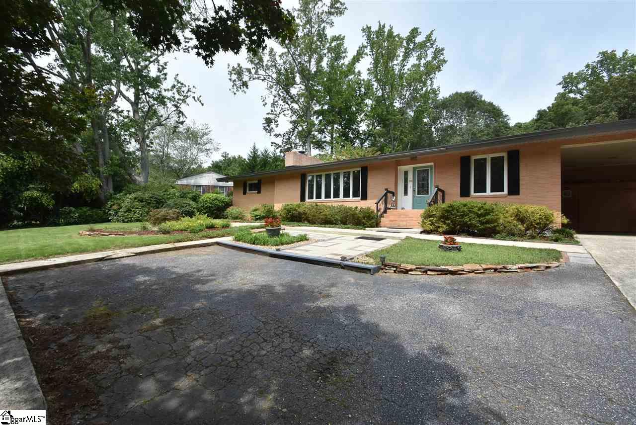 11 Berryhill Road Greenville, SC 29615 - Photo 29 of 36 Gallery Image 29