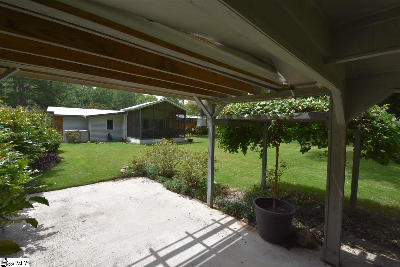 11 Berryhill Road Greenville, SC 29615 - Photo 31 of 36 Gallery Image 31